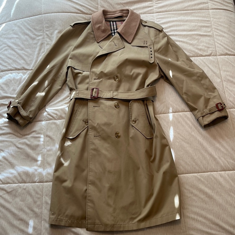 Khaki Trenchcoat by Bachrachs